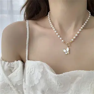 2021 Trend ing Fashion Vergoldeter Kristall Strass T Bar Toggle Faux Pearl Perlenkette Butterfly Choker Women