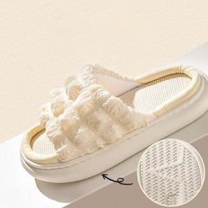 Nouvelles pantoufles en lin pour femmes, toutes saisons, intérieur, coton et lin, antidérapantes, silencieuses, à semelle épaisse, pour l'été et l'hiver, pour couples - Product Image 3