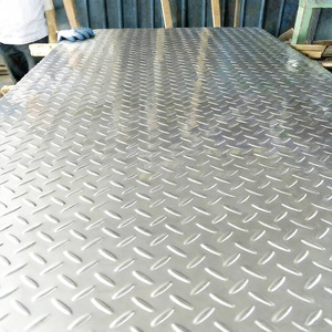 Tôle d'<span class=keywords><strong>acier</strong></span> galvanisée à carreaux certifiée CE, non alliée, pour la construction de plateformes extérieures, le pliage, la découpe, la soudure et les plaques de chaudière - Product Image 3