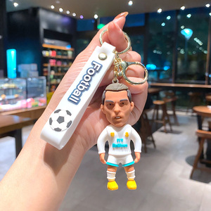Porte-clés personnalisé en métal et PVC, figurine de dessin animé de star de football, pendentif pour sac à dos, cadeau d'anniversaire - Product Image 6