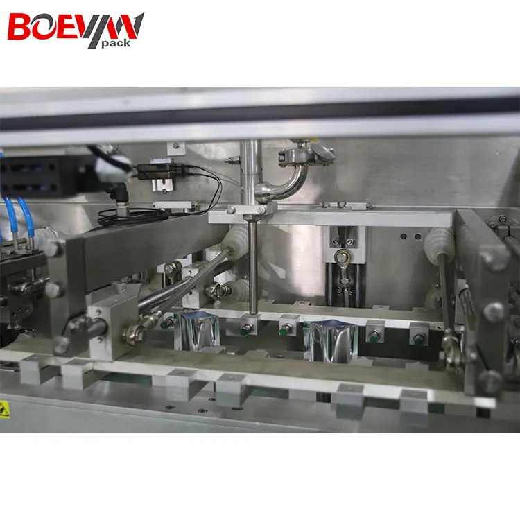Full Automatic nut packing bear candy confectionery sweets small doypack high accuracy standup pouch packaging machine