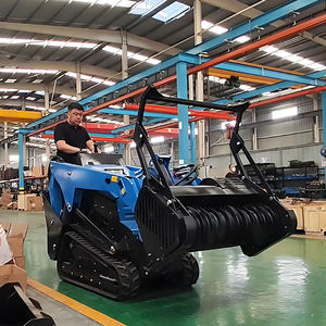 Minicargadora de oruga Derette V1000 con accesorio de mulcher forestal con motor Kubota Skid Steer - Product Image 3