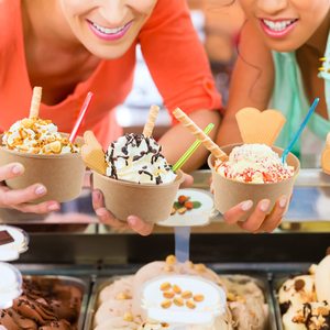 Personalización de Envases de Papel para Helado, Yogurt Congelado y Gelato en Múltiples Tamaños de 4oz a 32oz, con Tapa y Tapa de Domo - Product Image 2