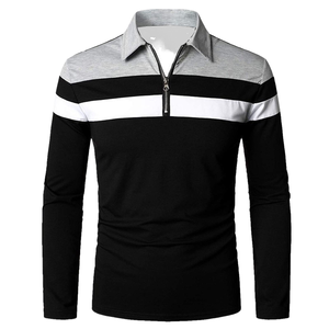 Camisa de Hombre Gris Claro de Manga Corta Antiarrugas con Rayas Blancas en Contraste en el Pecho y Mangas, Cierre de 3 Botones, Corte Relajado, Tejido de Punto - Product Image 1