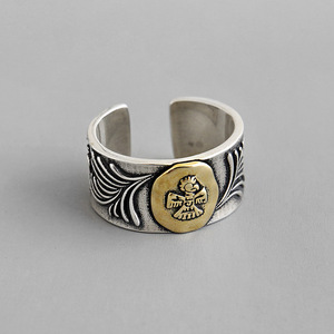 Plata de ley 925 Acabado antiguo Dos tonos Ancho lateral Águila Relieve Retro Minoría Anillo - Product Image 2
