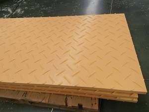 Tapis de chantier temporaires pour les chantiers de construction, le stationnement des événements et l'accès hors route - Déploiement rapide - Product Image 1