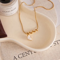 Nouveauté : Collier pour femme en acier inoxydable plaqué or 18 carats avec chaîne serpent torsadée en spirale et pendentif en forme de poire avec zircon cubique