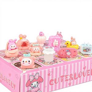 Lot de 12 figurines de jouets pour enfants, boîte surprise amusante à perforer pour la résine, récompenses pour étudiants, poupées de loterie, petits articles de stand - Product Image 1