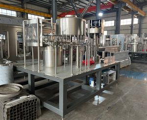 Mini ligne de <span class=keywords><strong>remplissage</strong></span> d'eau minérale avec convoyeur pour ligne de <span class=keywords><strong>remplissage</strong></span> d'eau en bouteille - Product Image 3