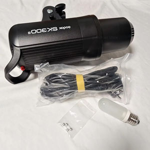 Godox Professional Studio Strobe Light <span class=keywords><strong>SK300II</strong></span> SK400IIV 5600K Power 300WS GN58 Mini 2.4G Wireless X System Éclairage photographique - Product Image 2