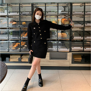 Bộ đôi áo len cardigan dài tay thời trang mùa xuân 2024 và chân váy ngắn quấn eo - Product Image 5