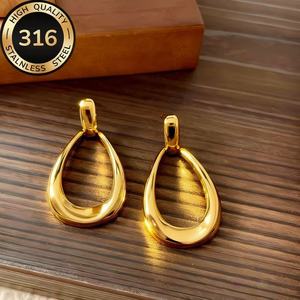 Pendientes Geométricos de Acero Inoxidable para Mujer, Venta al por Mayor, Exquisitos, de Lujo Ligero, de Alta Gama, Chapados en Oro de 14K, con Cristales de Estrás - Product Image 3