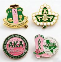 Épingles de revers personnalisées de haute qualité pour sororités Alpha Kappa Delta Sigma Theta, avec logo sur mesure pour services commémoratifs