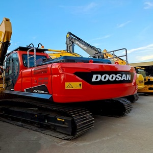 Produit populaire Excavatrice d'occasion Doosan DX225LCA 22 tonnes Excavatrice d'occasion sur chenilles Doosan DX225LCA de qualité supérieure - Product Image 4