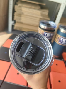 แก้วกาแฟสแตนเลสขนาด 20 ออนซ์ แบบใช้ซ้ำได้ |   แก้วน้ำเก็บอุณหภูมิสองชั้นสำหรับเดินทางและใช้ในบ้าน - Product Image 4