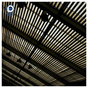Precio de Fábrica, Revestimiento de Techo de Aluminio Metálico Decorativo en Forma de U con Acabado de Madera para Oficinas Comerciales y Aeropuertos - Product Image 3
