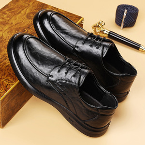 Chaussures en cuir pour hommes, noires, à lacets, pour le bureau, décontractées, à talon plat, style britannique, pour jeunes de 18 à 40 ans - Product Image 1