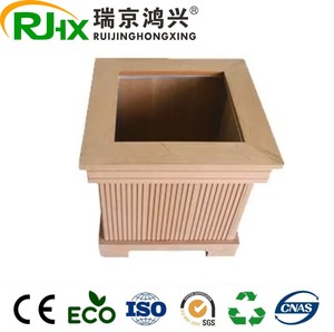 Fioriere Rialzate in WPC Impermeabili per Grandi Parchi/Giardini Esterni - Product Image 1