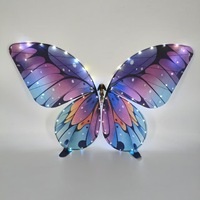 L'article de décoration de mariage moderne et populaire - Lampe papillon à LED télécommandée, utilisée pour les mariages romantiques
