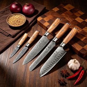 Cuchillo de Acero Damasco VG10 Personalizado de Primera Calidad y Cuchillo de <span class=keywords><strong>Chef</strong></span> Afilado de 8 Pulgadas <span class=keywords><strong>para</strong></span> <span class=keywords><strong>Marcas</strong></span> de <span class=keywords><strong>Cuchillos</strong></span> de Cocina Profesionales - Product Image 4