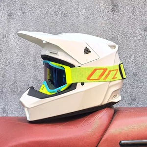 Casque modulaire tout-terrain et descente en montagne, casque de motocross et de vélo électrique, matériau ABS, état neuf - Product Image 6