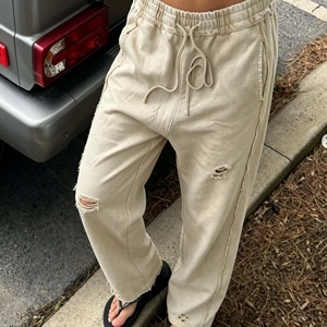 Pantalones Deportivos Personalizados de Felpa Gruesa, Pantalones Deportivos Vintage con Cintura Elástica y Cordón Ajustable para Hombre - Product Image 1