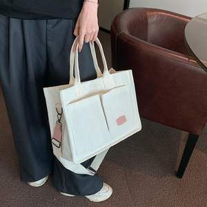 حقيبة مفتوحة من الأعلى مع شعار مخصص سعة كبيرة جيوب متعددة حزام قابل للتعديل - Product Image 4