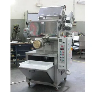 Machine industrielle électrique automatique à faible consommation d'énergie en acier inoxydable pour l'extrusion de légumes et de pâtes, facile à utiliser, 500-1000 kg/h - Product Image 1
