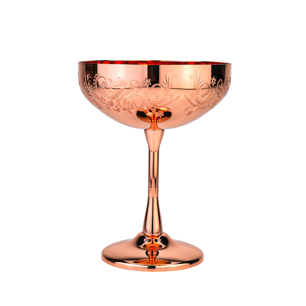 Fleur gravée de roses