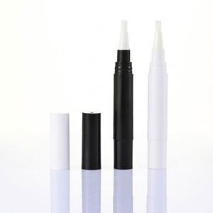 Tube cosmétique vide en aluminium/plastique de 2 ml, 3 ml, 5 ml, couleur personnalisée, pour soins personnels, brillant à lèvres, huile pour cuticules, vernis à ongles, avec mécanisme rotatif - Product Image 4