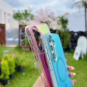 Funda Magnética Translúcida con Degradado de Color para Samsung Galaxy A17 A37 A57 A36 A56 A26 5G A16 A06 4G, Compatible con Carga Inalámbrica - Product Image 3