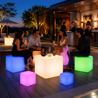 COOLQING Ensemble Table et Chaises LED Durables, 16 Couleurs Changeantes, Meubles Lumineux, Table et Chaises Cube LED pour Événements