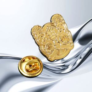 เข็มกลัดโลหะรูปทรงและโลโก้แบบกำหนดเอง - สำหรับองค์กรและโรงเรียน ใช้เป็นรางวัลเกียรติยศ พร้อมเข็มกลัดนิรภัย - Product Image 3