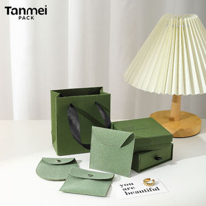 Изготовленный на заказ логотип зеленый ящик ювелирных изделий Коробка кольцо серьги ожерелье упаковка коробки ювелирных изделий с мешком - Product Image 4