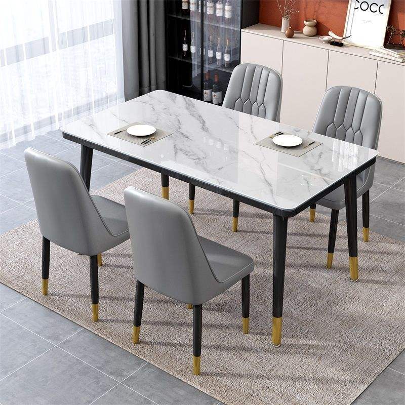 Table simple avec 4 chaises [Tout gris]