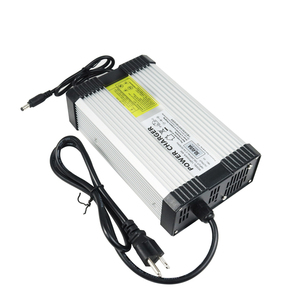 <span class=keywords><strong>Caricabatterie</strong></span> Elettrico YZPOWER 84V 5A <span class=keywords><strong>per</strong></span> <span class=keywords><strong>Batterie</strong></span> <span class=keywords><strong>al</strong></span> <span class=keywords><strong>Litio</strong></span> 20S 72v 10ah - Product Image 3