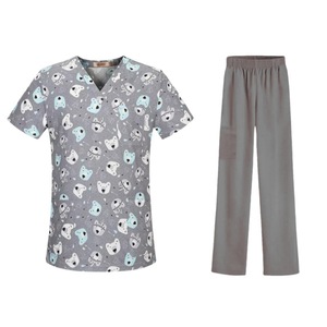 Unisex Niedliche Weltraum-Muster Medizinische Arbeitskleidung Sets V-Ausschnitt Oberteil Hose Weich Modisch Bedruckt 100% Baumwoll-Twill Krankenhaus - Product Image 2