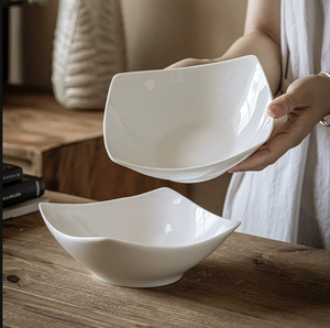 Bol à salade en céramique blanc carré incurvé, bol de service en porcelaine irrégulier pour hôtel, restaurant, vaisselle, logo personnalisé, vente en gros - Product Image 4