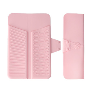 Almohadilla de Silicona 2 en 1, Práctica y Portátil, con Bolsa de Almacenamiento y Botones, Producto Nuevo para Rizadores de Pelo - Product Image 5