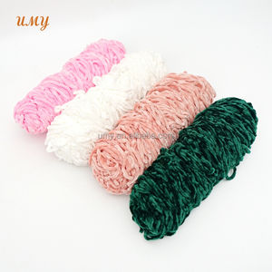 Fil A Crocheter Hilos de ganchillo Poliéster <span class=keywords><strong>Chenille</strong></span> Hilo de terciopelo Hilo de ganchillo <span class=keywords><strong>Lana</strong></span> al por mayor a granel para tejer y accesorios - Product Image 4