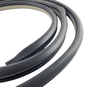 Pièces détachées 62332-60071-A1 Bande d'étanchéité en caoutchouc de porte arrière gauche d'origine pour Toyota <span class=keywords><strong>LAND</strong></span> <span class=keywords><strong>CRUISER</strong></span> 100 - Product Image 4