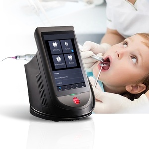 <span class=keywords><strong>Laser</strong></span> Dentale a Diodi Portatile <span class=keywords><strong>10W</strong></span> 980nm con Protezione IP68 per Chirurgia dei Tessuti Molli e Terapia di Sbiancamento Dentale - Product Image 4