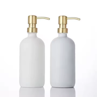 Bouteille cosmétique Boston blanche de 16oz Distributeur de savon liquide en verre doré de 16oz avec bouchon à vis Bouteilles en verre de 16oz