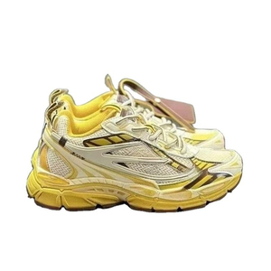 Sneakers unisexes en maille de style technique argenté et noir, respirantes, à semelle épaisse dentelée, antidérapantes, chaussures de sport décontractées pour la course à pied - Product Image 3