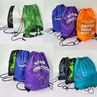 Sac à cordon imprimé avec logo personnalisé en gros, sac à cordon en polyester pour les cours de fitness, les événements et les cadeaux promotionnels d'entreprise