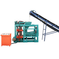 Machine à fabriquer des briques diesel Qt4 - 25 Machine semi-automatique à fabriquer des blocs creux Machine à fabriquer des briques en ciment à emboîtement