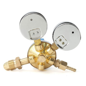 Régulateur de pression d'oxygène et d'acétylène G5/8, vanne de réduction de dioxyde de carbone ; Jauge d'oxygène et d'acétylène pratique - Product Image 4