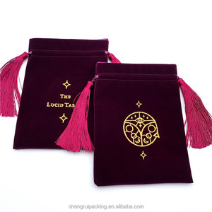 Borsa cosmetica in velluto rosso viola di nuovo stile con tarocchi in velluto ricamati in oro foderato di raso - Product Image 4