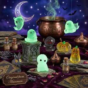 Statue fantôme en résine, figurine chat et citrouille, miniature fantôme qui brille dans le noir pour ornement de jardin féerique, décoration d'Halloween pour la maison - Product Image 1