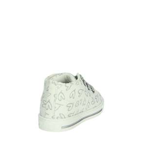 Scarpe da ginnastica Falcotto per bambina, bianche e argento, in tela con motivo a cuori, per neonati - Product Image 3